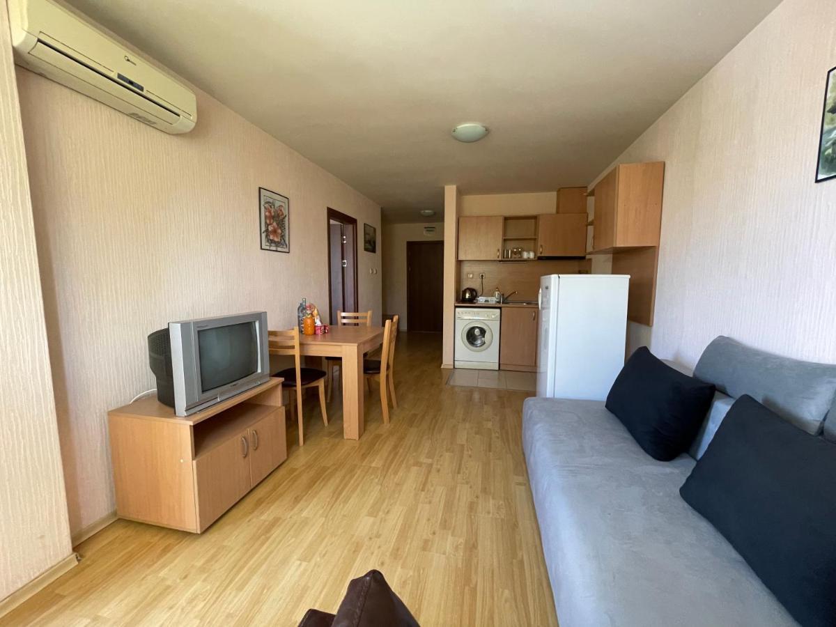 Apartments in Panorama Beach Vigo Nessebar Bagian luar foto