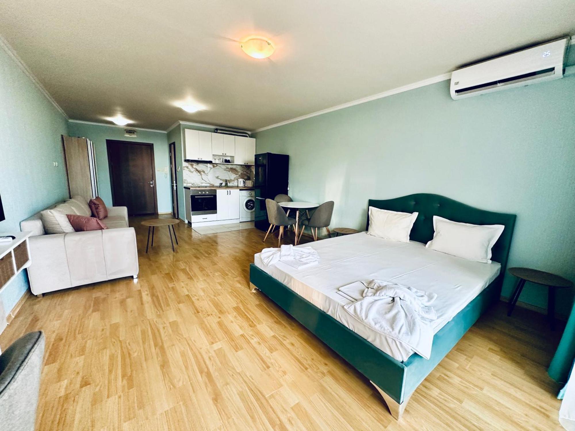 Apartments in Panorama Beach Vigo Nessebar Bagian luar foto