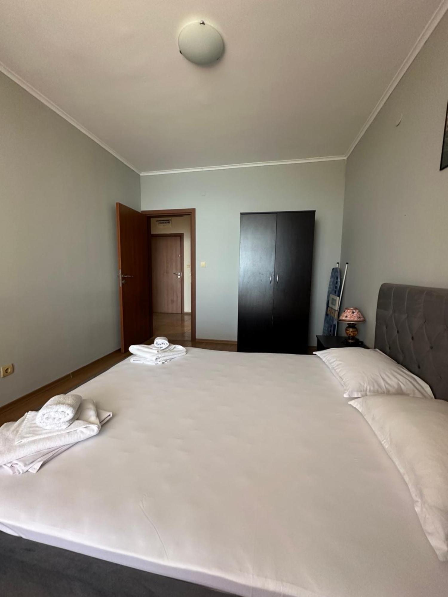 Apartments in Panorama Beach Vigo Nessebar Bagian luar foto
