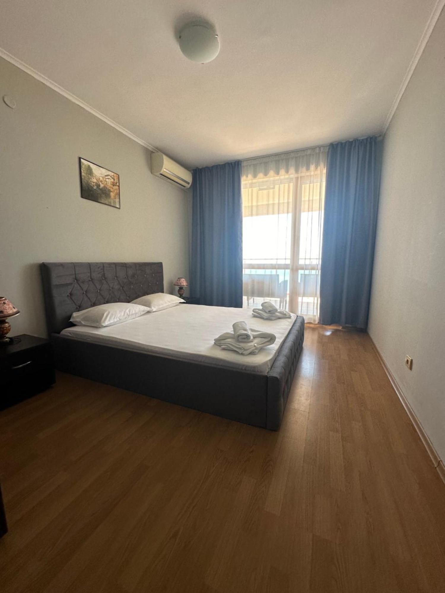 Apartments in Panorama Beach Vigo Nessebar Bagian luar foto