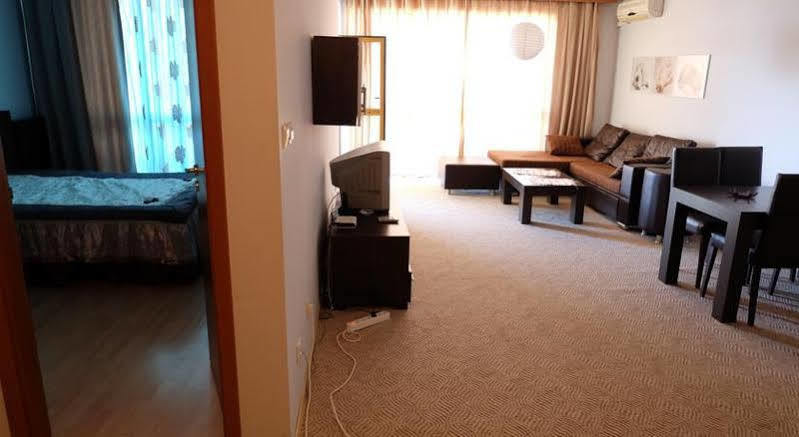 Apartments in Panorama Beach Vigo Nessebar Bagian luar foto